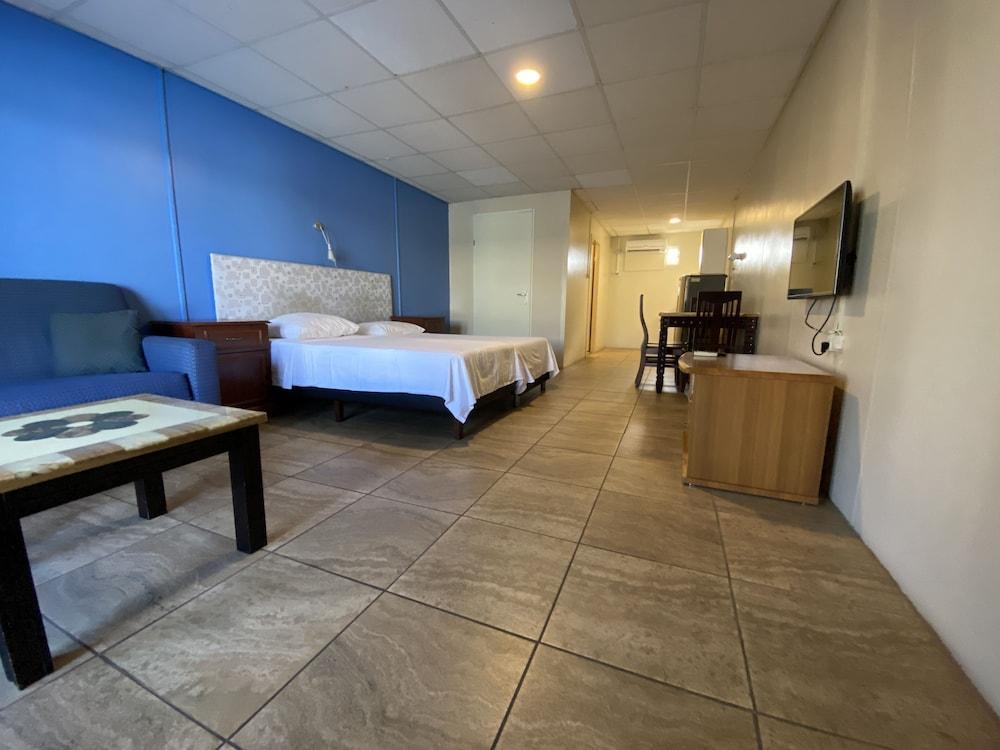 Aruba Blue Village Hotel And Apartments Палм Бийч Екстериор снимка