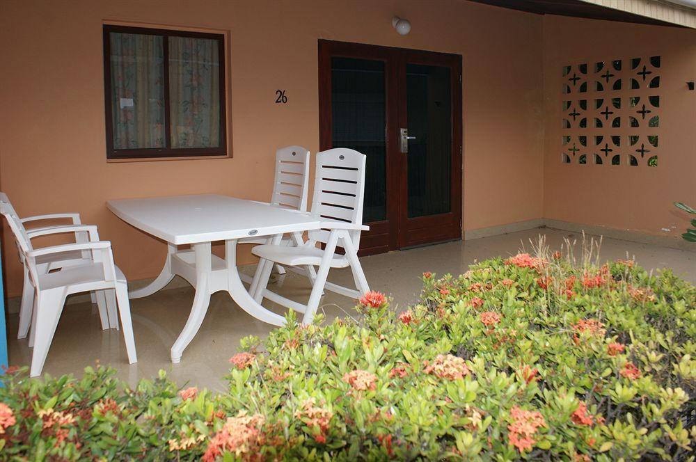 Aruba Blue Village Hotel And Apartments Палм Бийч Екстериор снимка