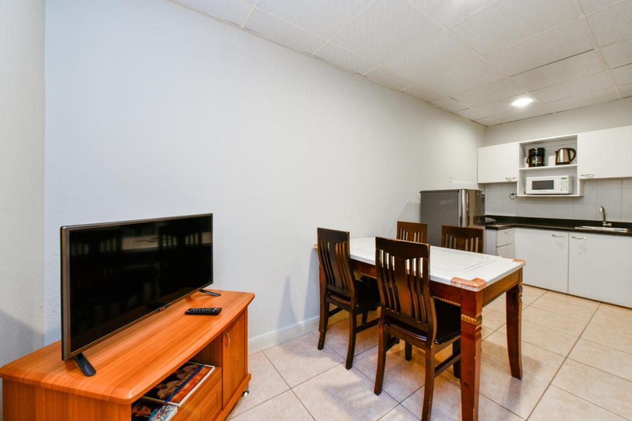 Aruba Blue Village Hotel And Apartments Палм Бийч Екстериор снимка