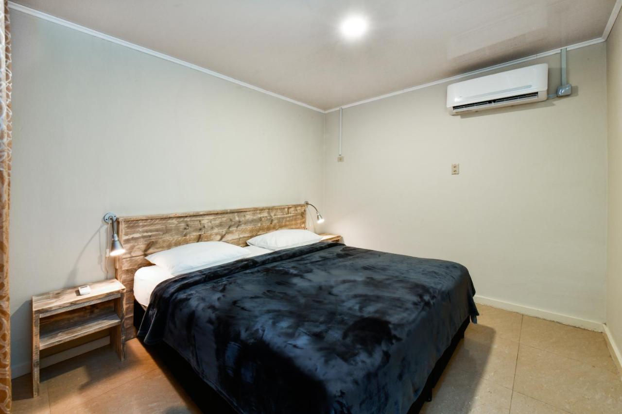 Aruba Blue Village Hotel And Apartments Палм Бийч Екстериор снимка